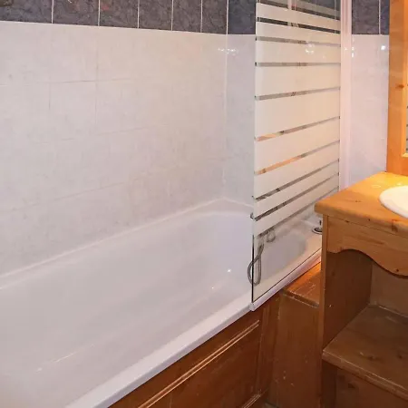 Aux Orres 1800 Avec Piscine, Sauna, Proche Pistes, 2 Pieces, 6 Personnes - Fr-1-322-196 *